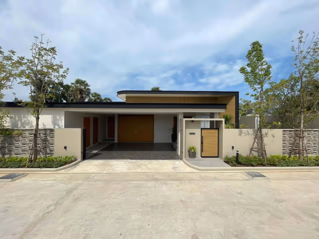 Alinda Villas - a compact villa development in Phuket - 2