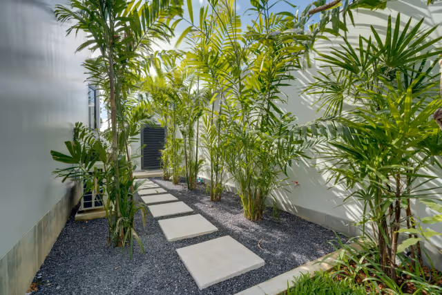 Botanica Modern Loft II - kompaktowy projekt 7 willi na Phuket - 2