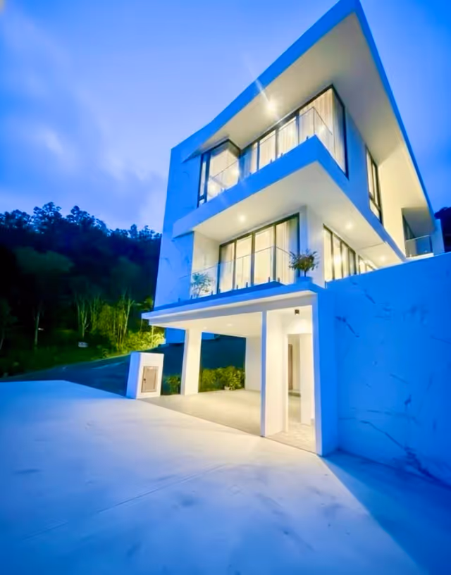 Mali Thai Pool Villas - cztery wille z basenem na Phuket - 4