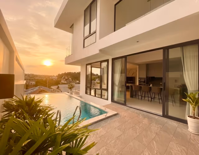 Mali Thai Pool Villas - cztery wille z basenem na Phuket - 5