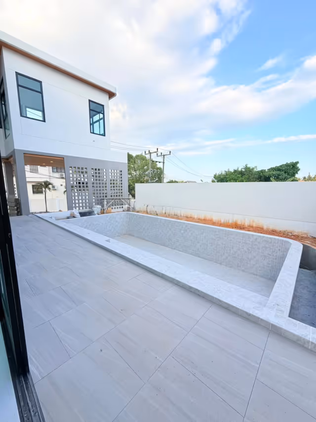 NAI Villas Urban - trzypoziomowa willa 300 m² na Phuket - 5