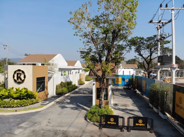 Rungtiva Private Pool Villas - a small-scale villa development in Phuket - 2